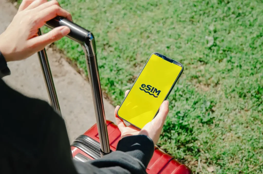 eSIM: La Soluzione Perfetta per Viaggiare Senza Stress all’Estero